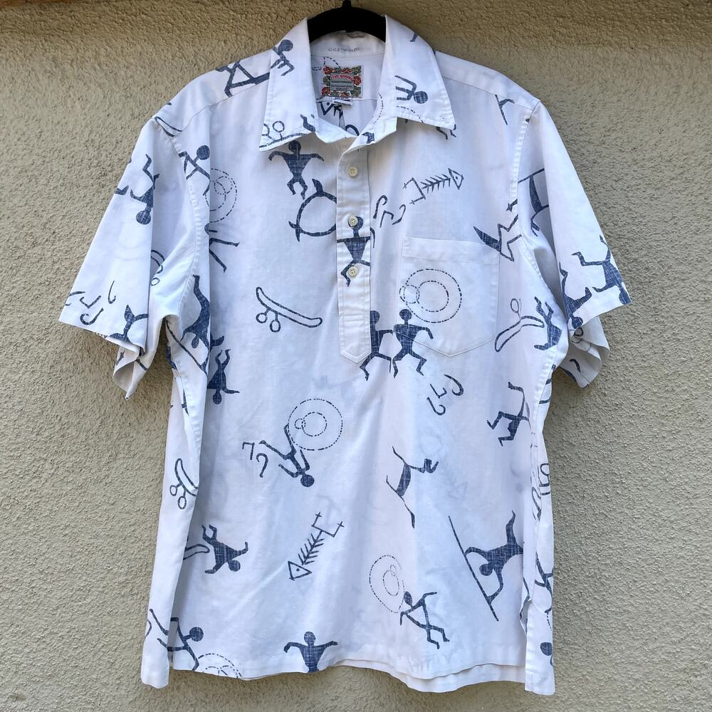 Reyn Spooner White Blue Half Button L Cave Art Petroglyphs Hawaiian